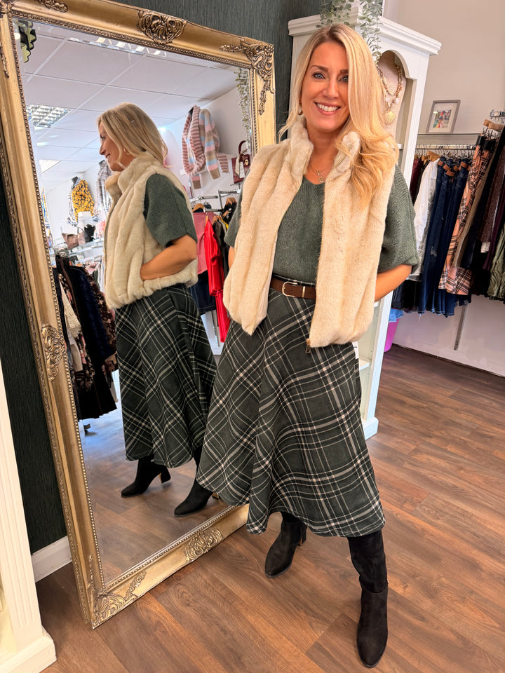 The XENA faux fur gilet - 4 colours