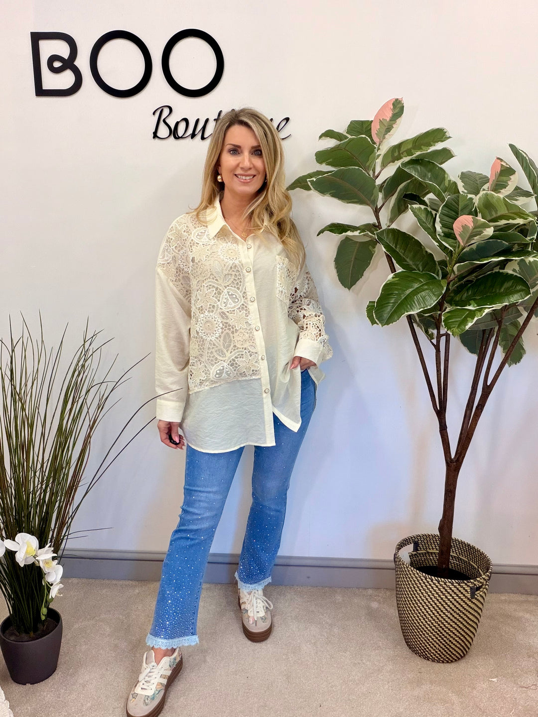 LADIES CREAM LACE CROCHET FASHION SHIRT BLOUSE