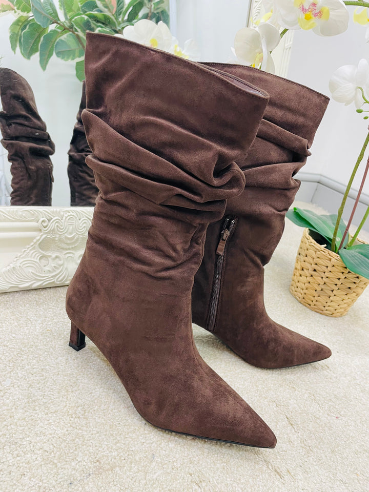 CHOCOLATE BROWN FAUX SUEDE KITTEN HEEL SLOUCH BOOTS ( 309 )