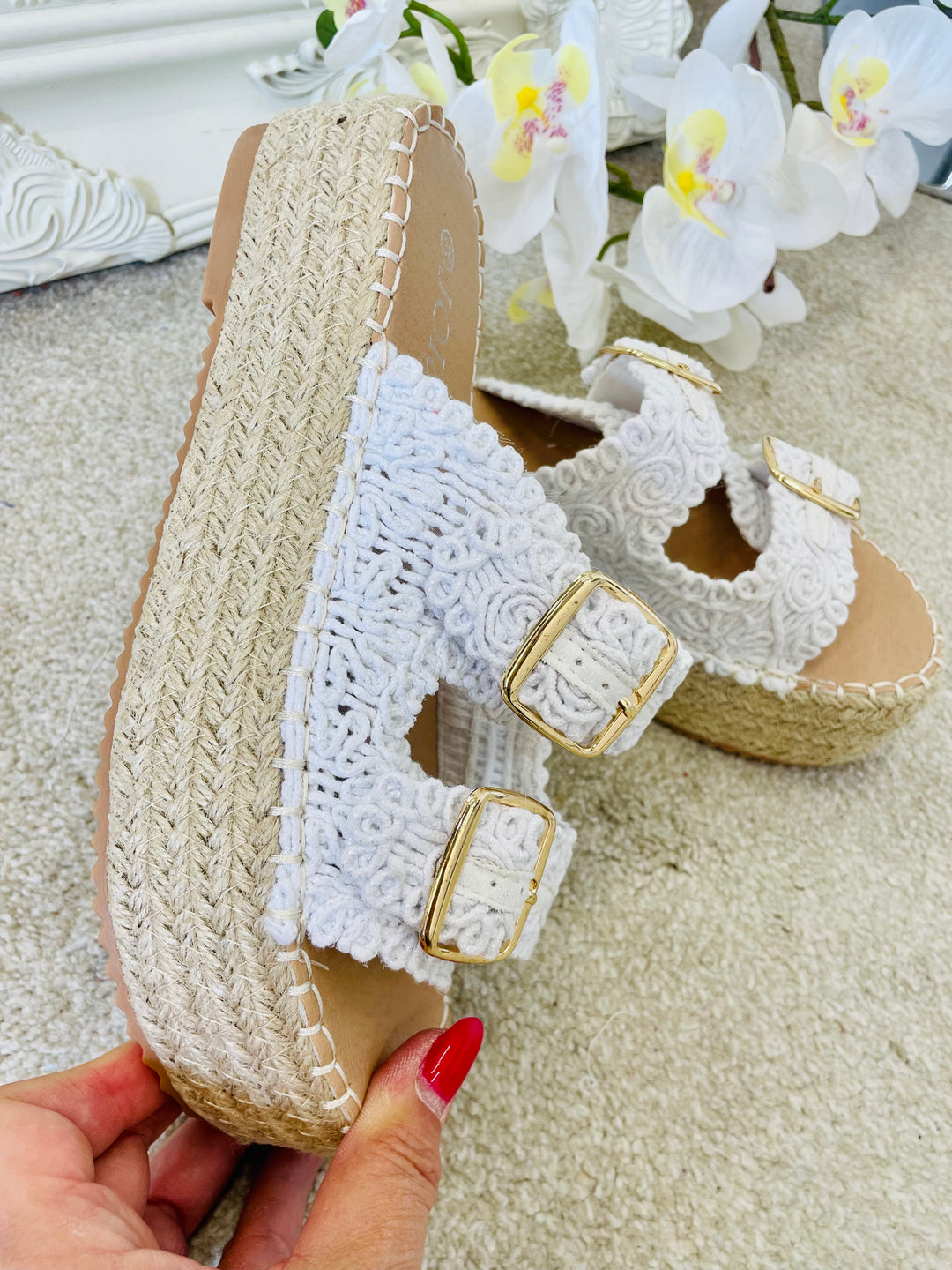 LADIES WOMENS WHITE CROCHET FLATFORM SUMMER SLIDER SANDALS