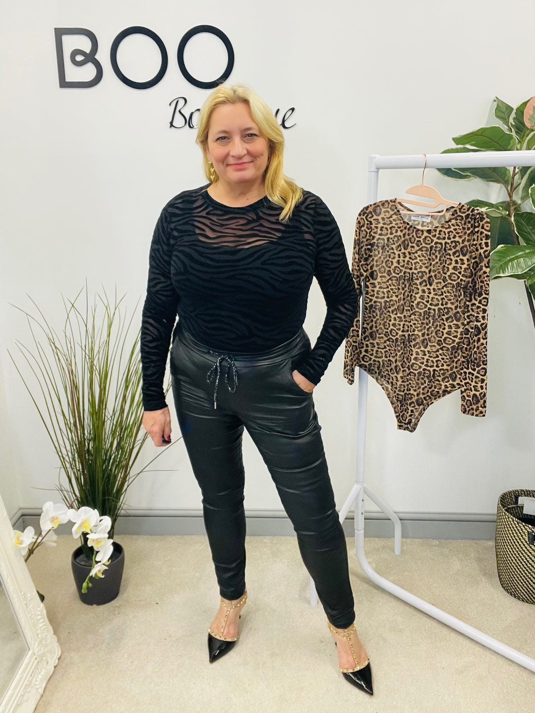 LADIES SHEER STRETCH BODYSUIT - BLACK & LEOPARD PRINT