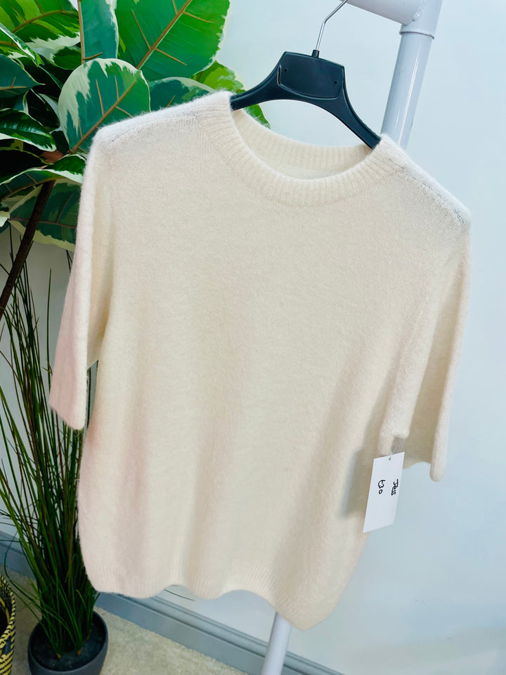 LADIES SOFT KNIT SHORT SLEEVE JUMPER WHITE