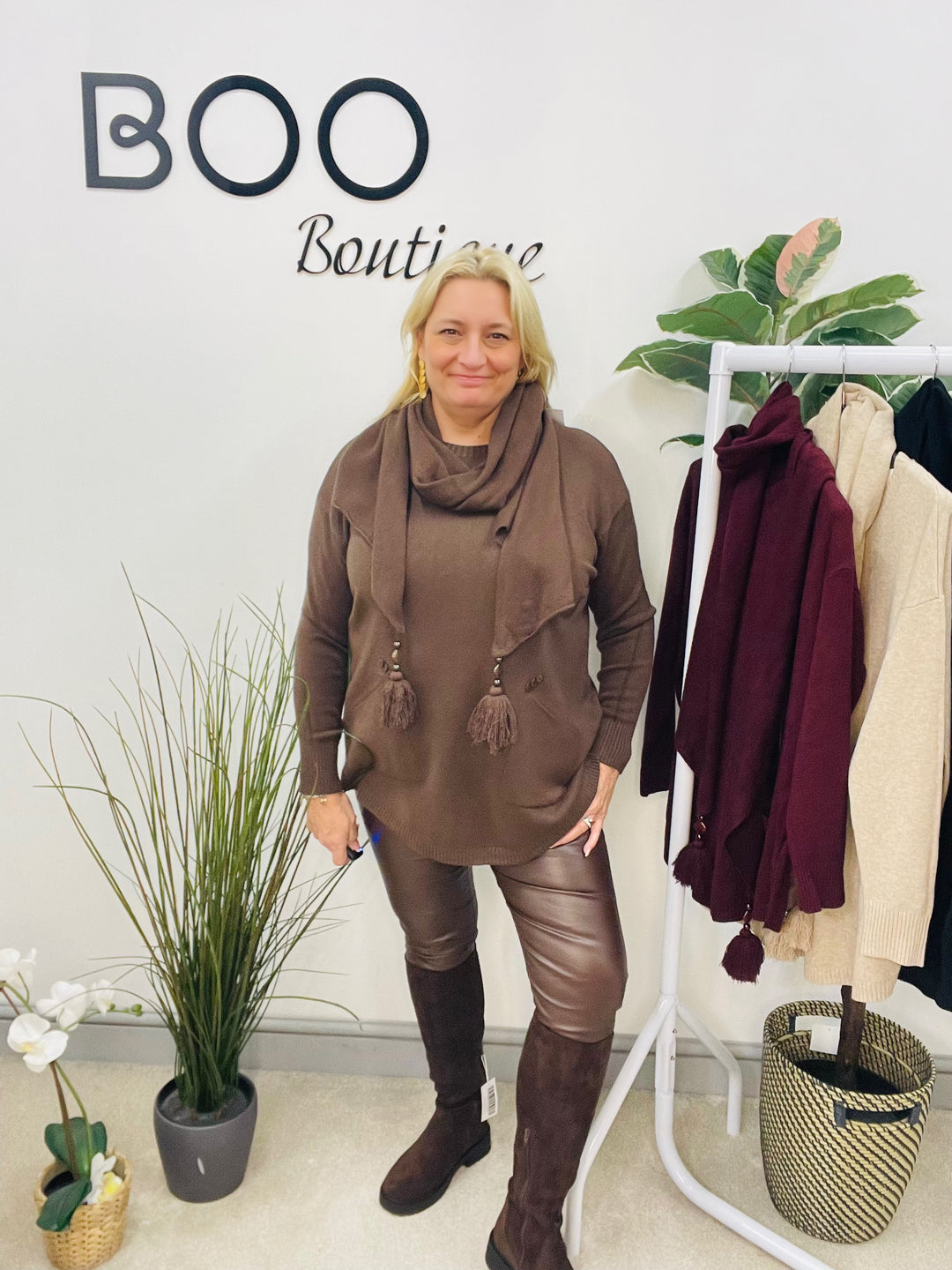 LADIES SOFT KNIT JUMPER & SCARF SET - BURGUNDY, BEIGE, BROWN & BLACK