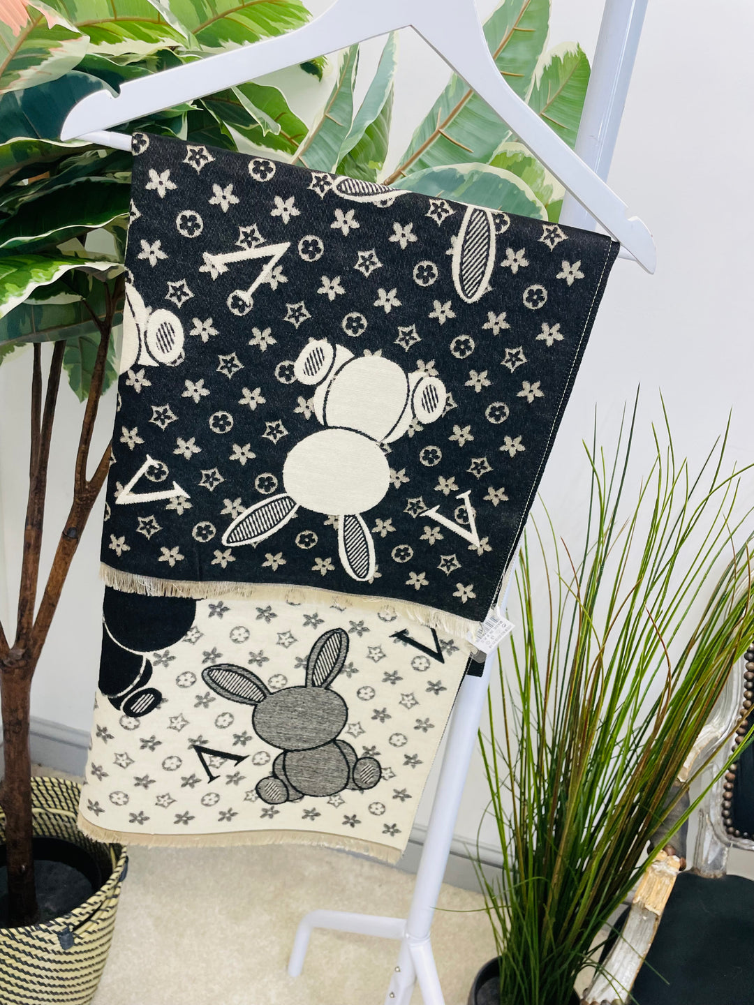 LADIES DESIGNER INSPIRED SCARF - NAVY, BROWN, BLACK, PINK, CAMEL, GREY