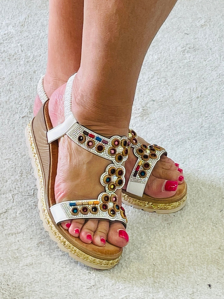 LADIES WOMENS WHITE BEADED LOW WEDGE HEEL SANDALS  sizes 3 to 8