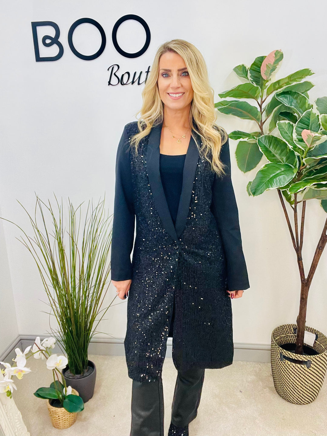 LADIES BLACK SEQUIN LONGLINE BLAZER JACKET