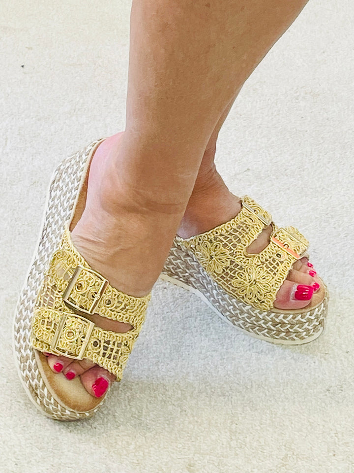 LADIES GOLD CROCHET SUMMER WEDGE FLATFORM SANDALS SHOES