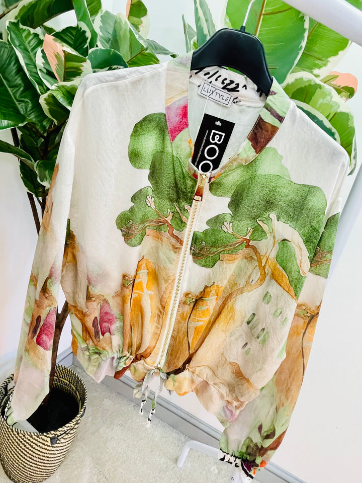The NITA bomber jacket - 2 colours