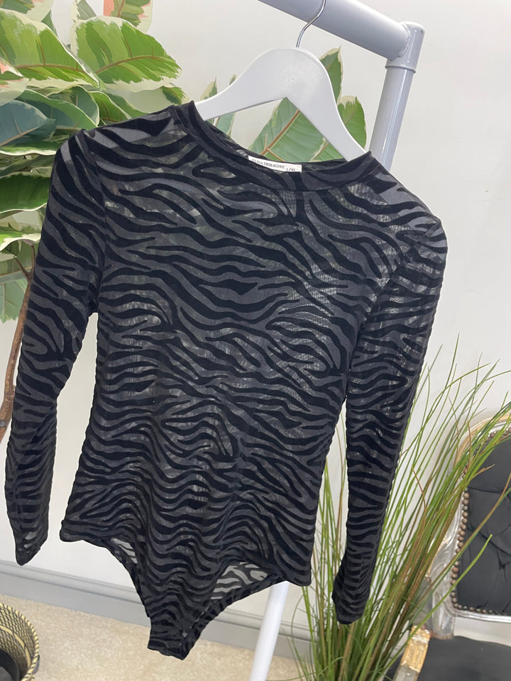 LADIES SHEER STRETCH BODYSUIT - BLACK & LEOPARD PRINT