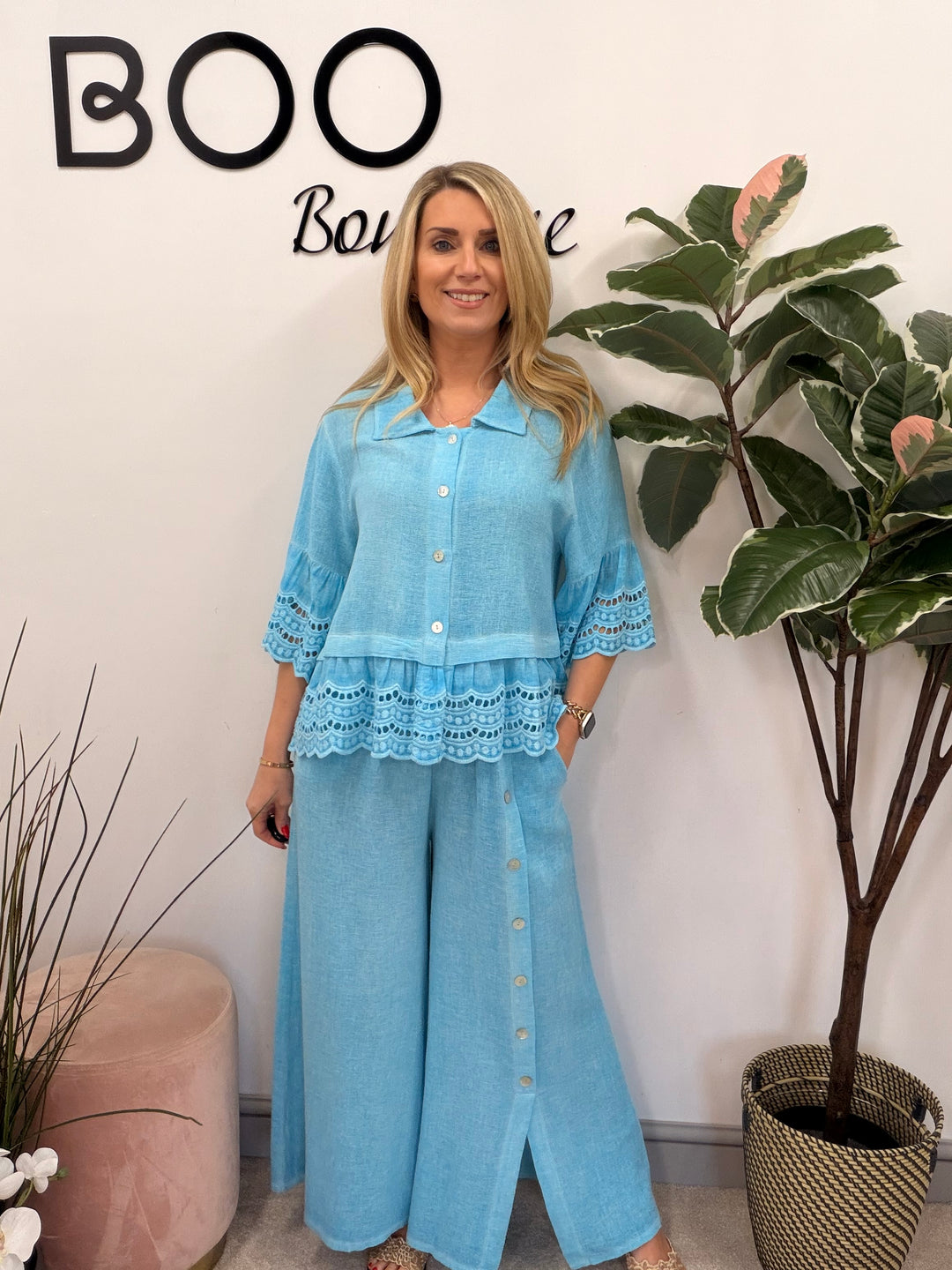 Ladies Fashion Broderie Anglaise Teabag Linen Top turquoise