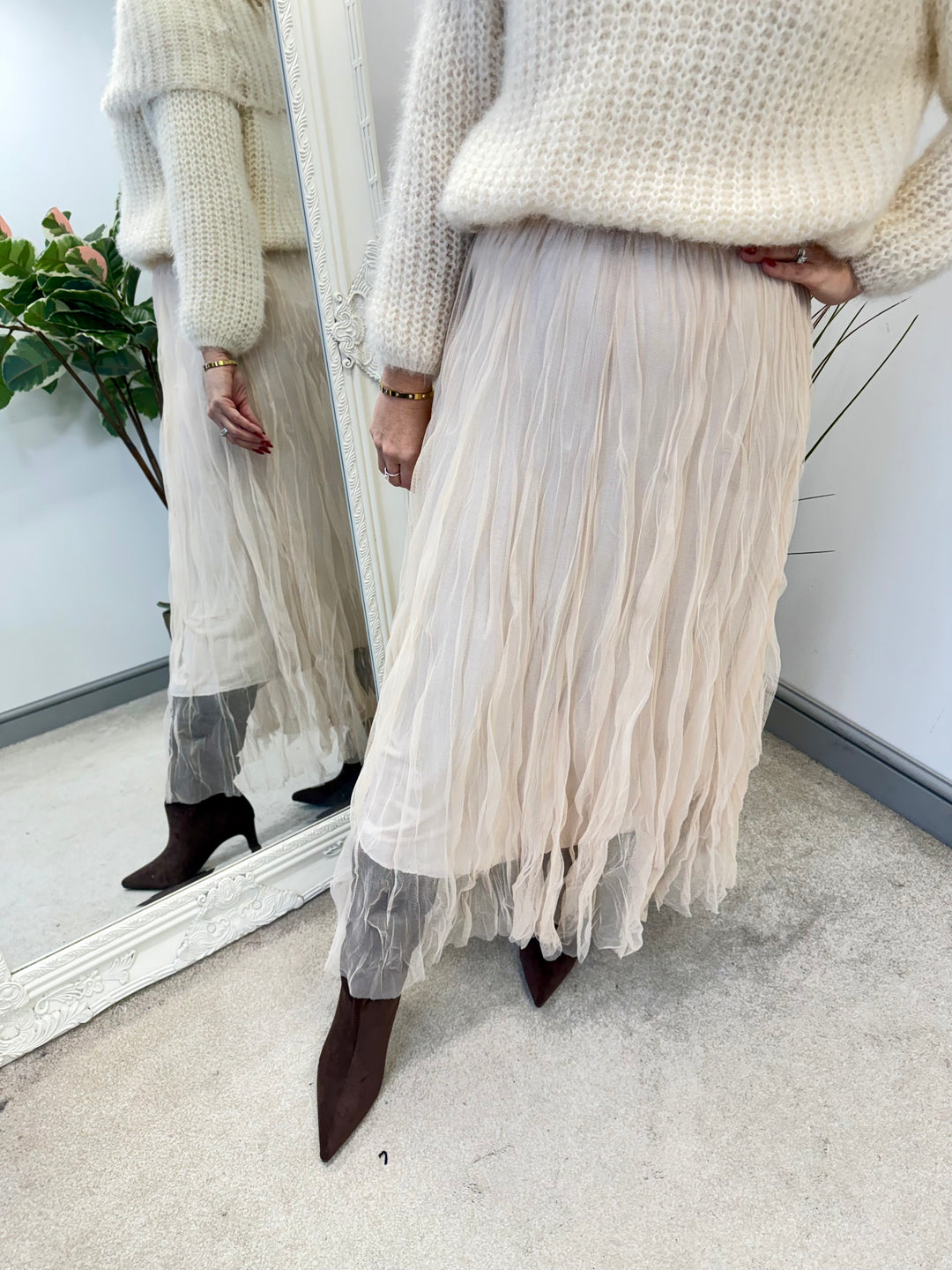 LADIES NET FAIRY MAXI SKIRT - BLACK, BERRY, KHAKI, BEIGE & PINK