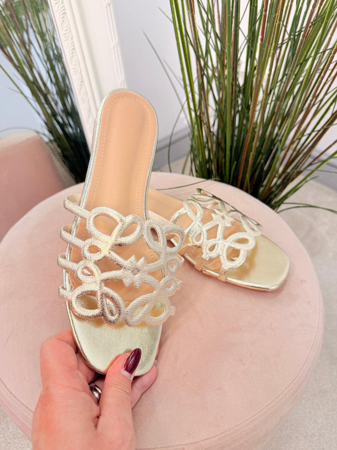 Ladies Fashion  gold Swirl Flat Slider Sandals