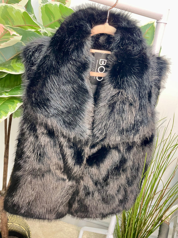 LADIES FASHION FAUX FUR GILET - BEIGE, BLACK, BROWN & CREAM