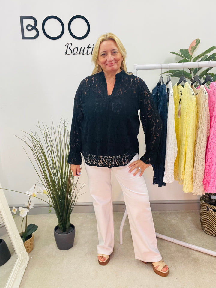 The PALOMA lace blouse - 6 colours