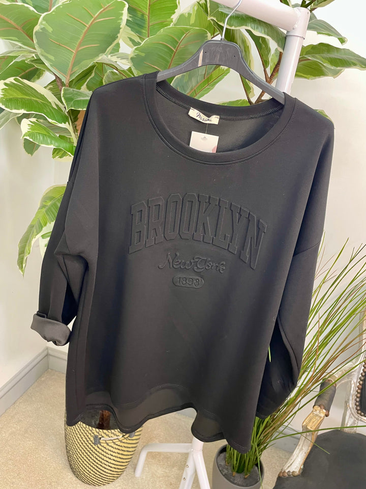 The JADE sweatshirt - 2 colours