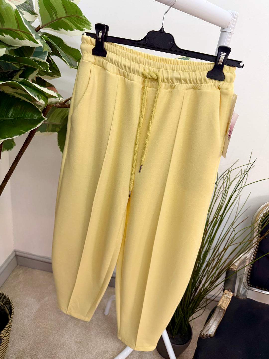 Ladies Fashion Carrot Leg Trousers - beige, pink, blue, black & lemon