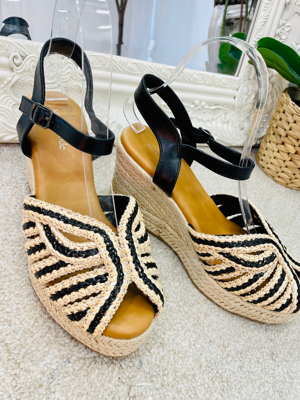 LADIES WOMENS BLACK & BEIGE WEDGE HIGH HEEL SANDALS  sizes 3 to 8