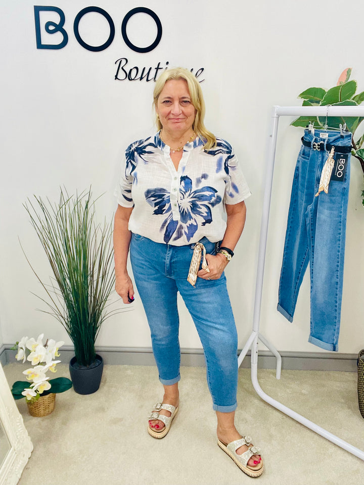 LADIES BLUE MID WASH STRETCH MOM FIT DENIM JEANS