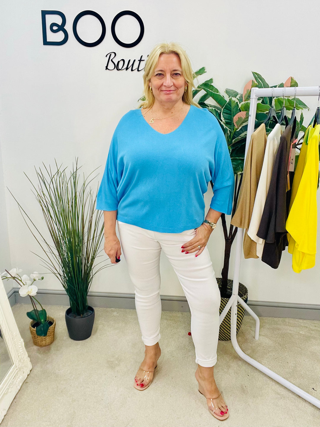 LADIES SOFT FINE KNIT V NECK TOP - YELLOW, WHITE, BROWN, TURQUOISE, CAMEL