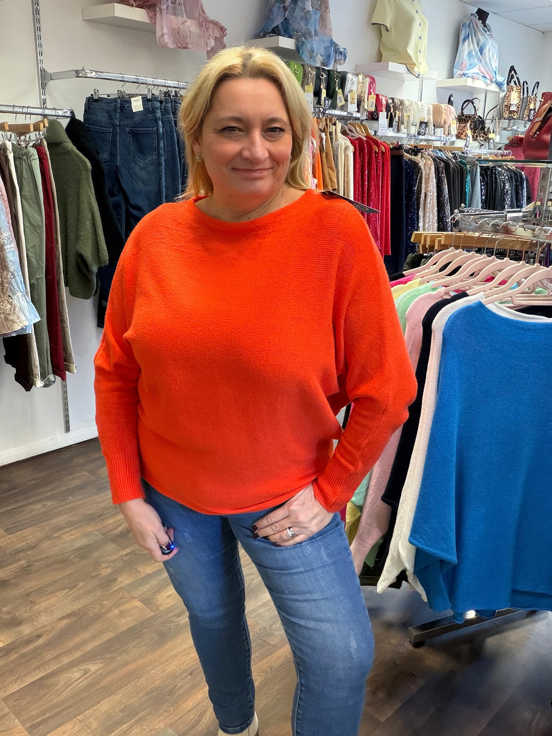 The LARA jumper - 10 colours