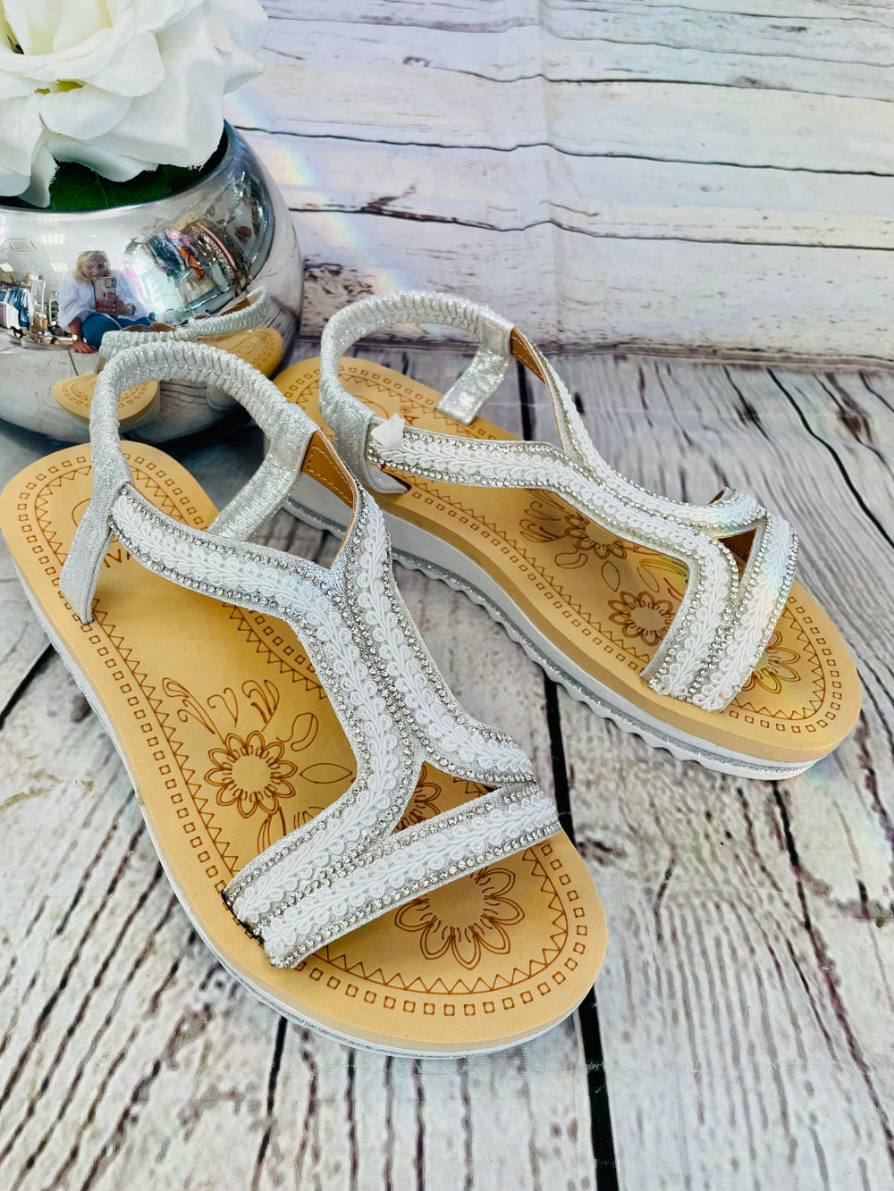 LADIES WOMENS SILVER COMFORT SMALL WEDGE SANDALS SHOES