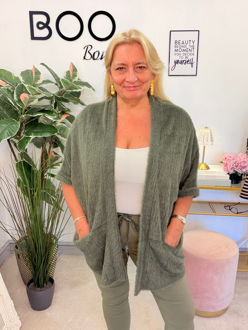 Women’s fluffy oversize cardigan - black, khaki, cream & brown