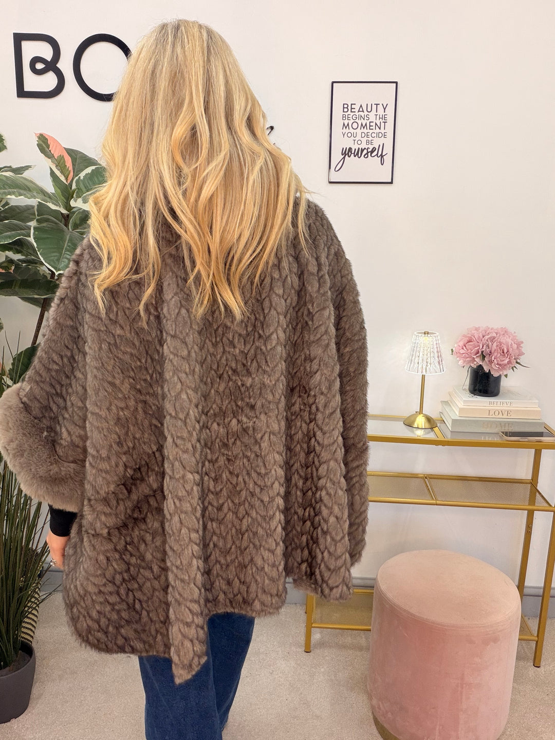 The EMILY luxe faux fur cape - 5 colours