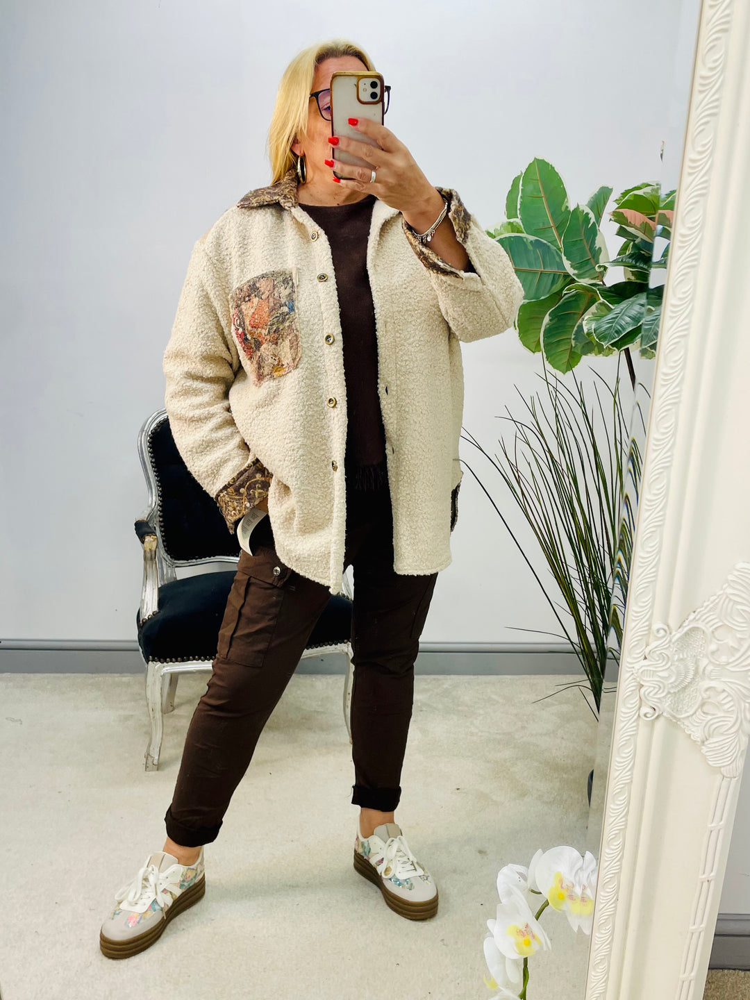 LADIES BEIGE BOUCLE JACKET SHACKET 