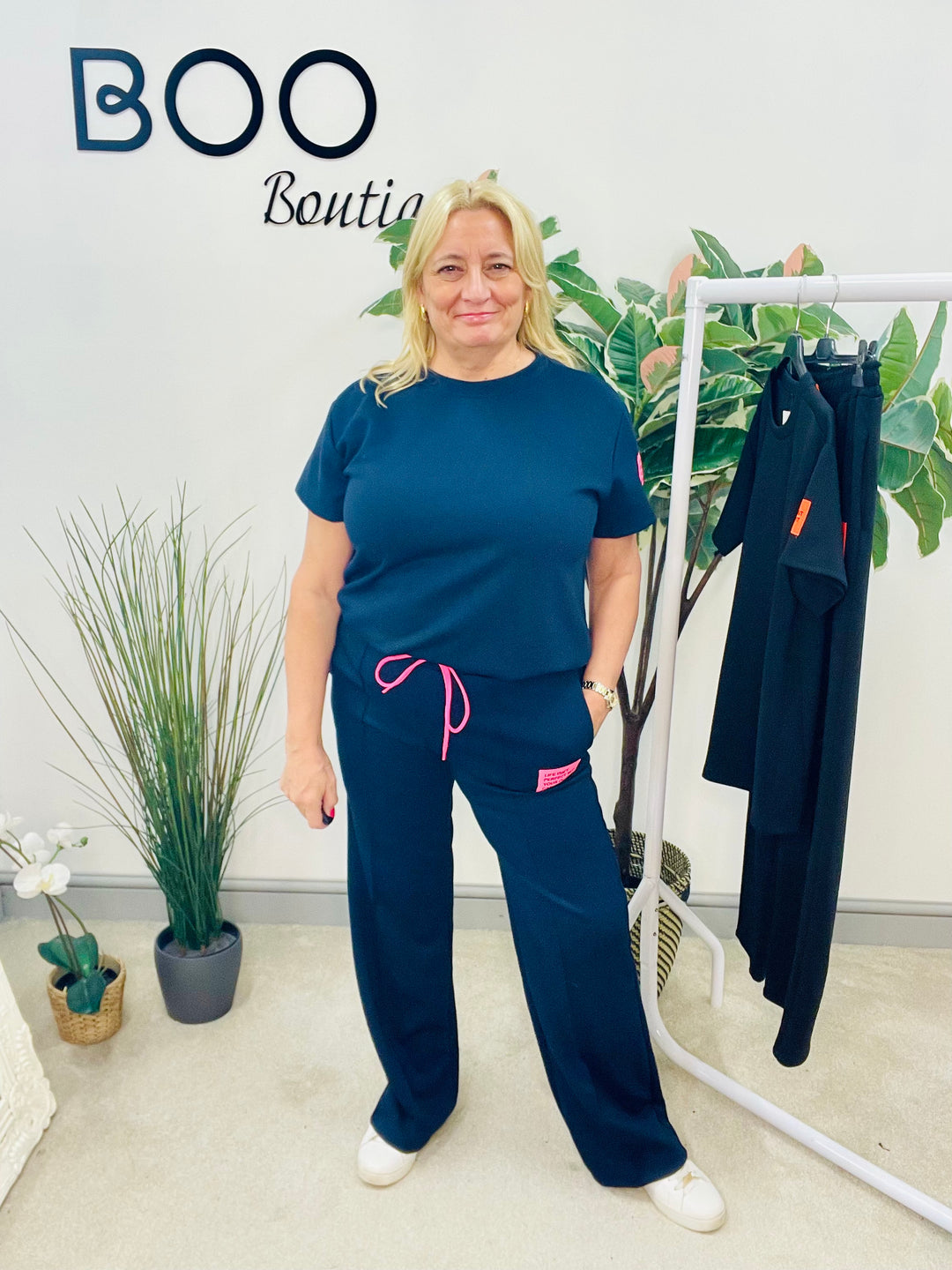 LADIES STRAIGHT LEG TROUSER TRAVELLING CO ORD SET - BLACK AND NAVY