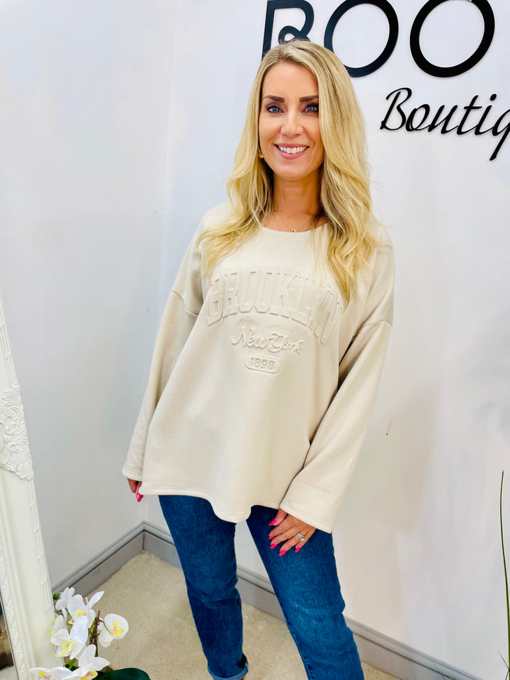 The JADE sweatshirt - 2 colours