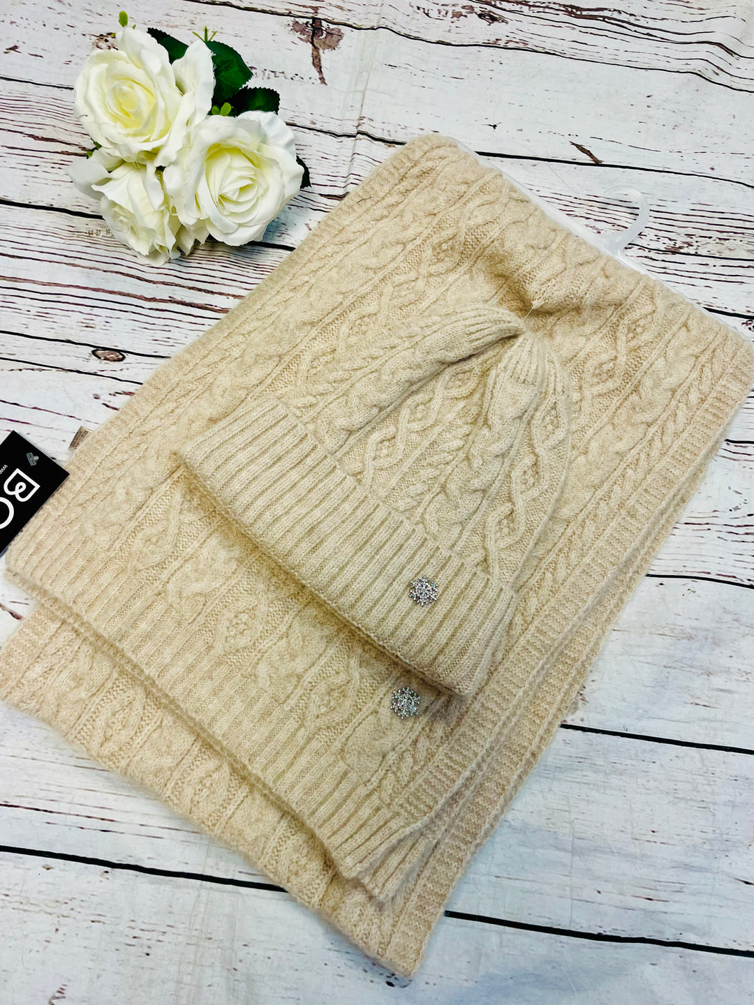 LADIES KNITTED WOOLY HAT AND SCARF SET - BLACK, BROWN & BEIGE