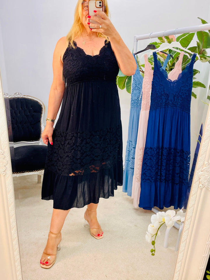 The OTTIE dress - one beige only
