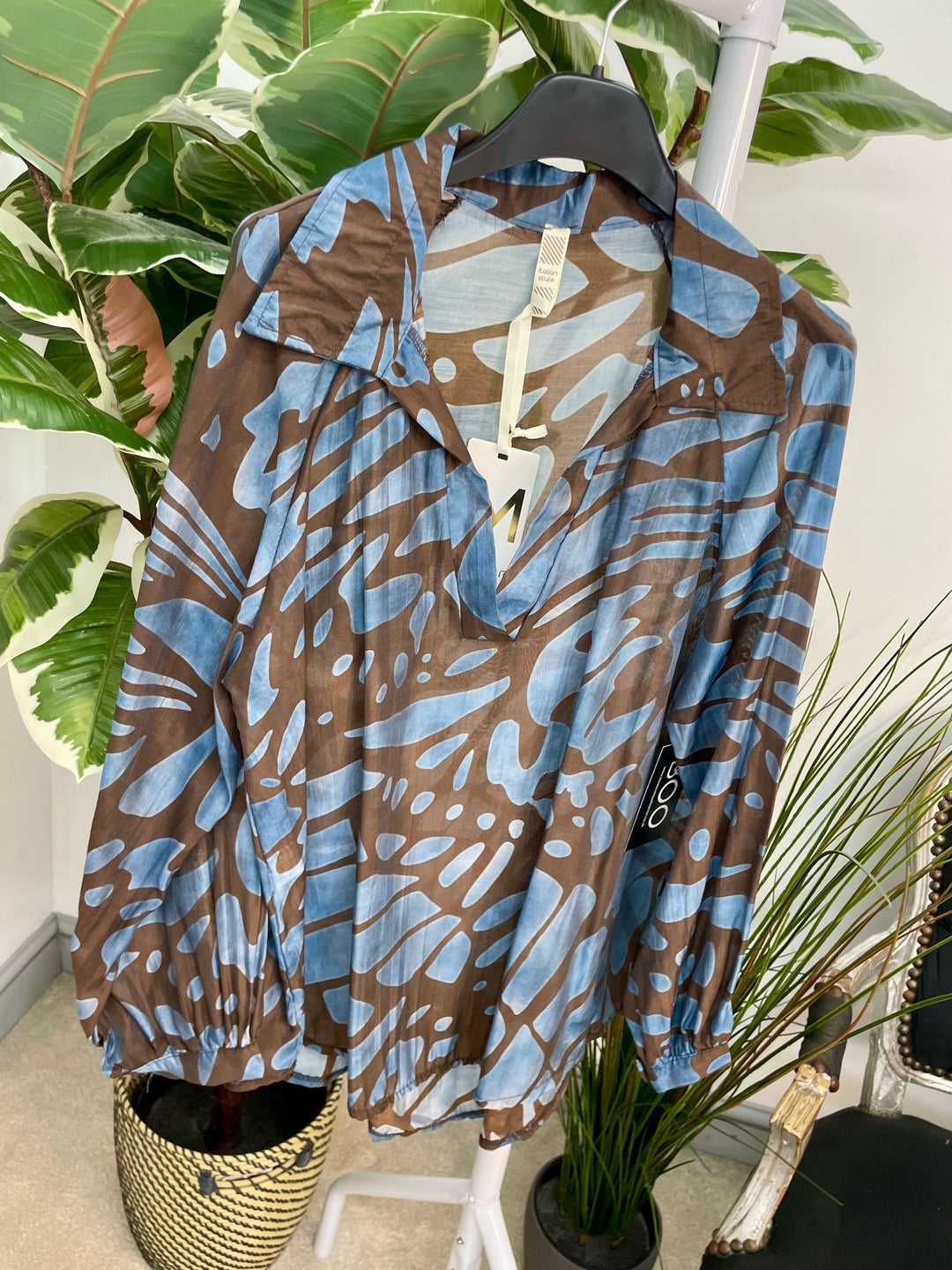 LADIES V NECK FLOATY TOP BLOUSE - BROWN, BLUE, RASPBERRY, BLACK