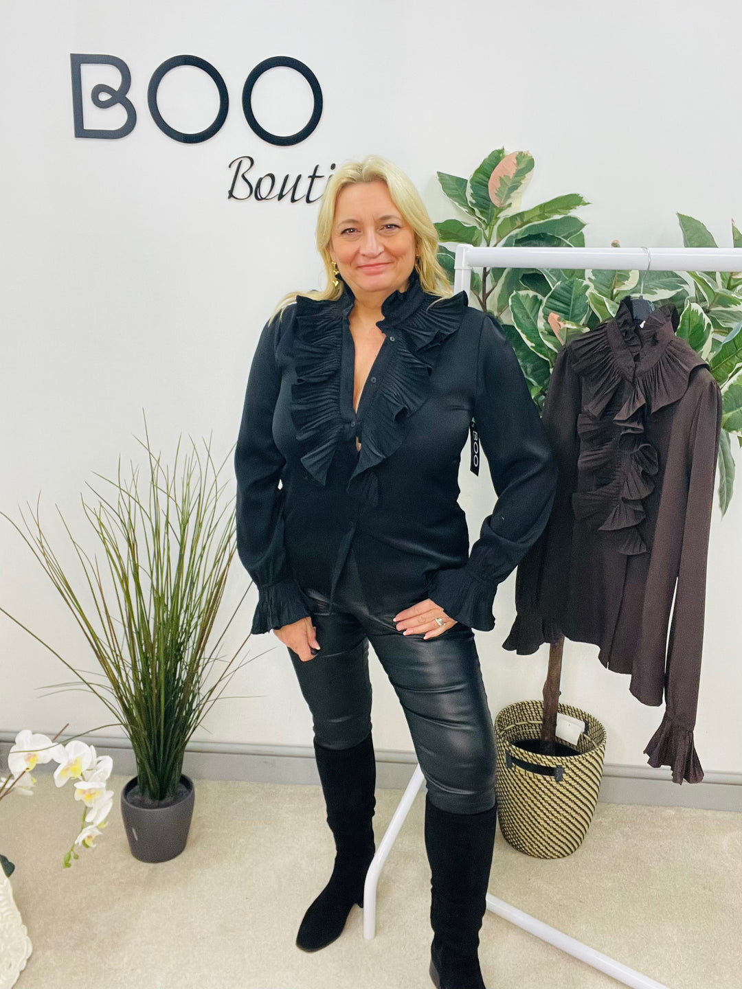 LADIES FRILL FRONT BLOUSE SHIRT - BLACK & BROWN