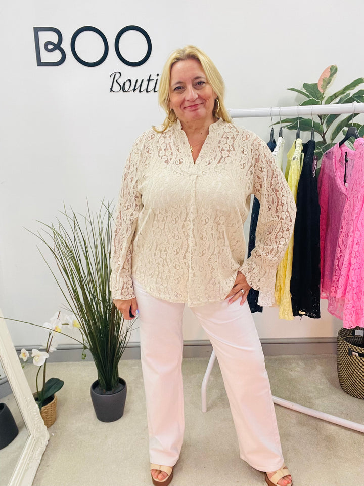 The PALOMA lace blouse - 6 colours