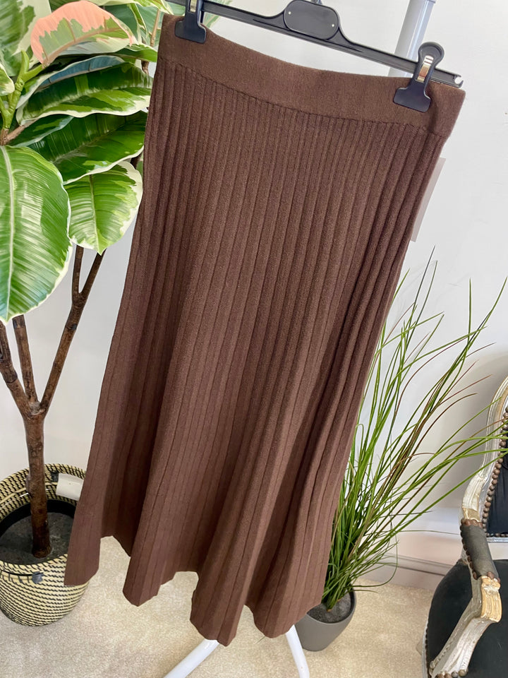 The ANITA knitted skirt - 3 colours