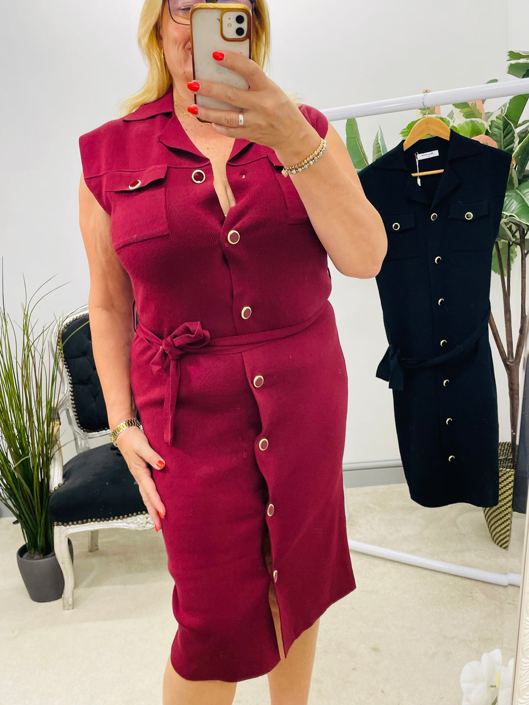LADIES KNITTED FASHION JUMPER DRESS - BLACK & BURGUNDY WINE