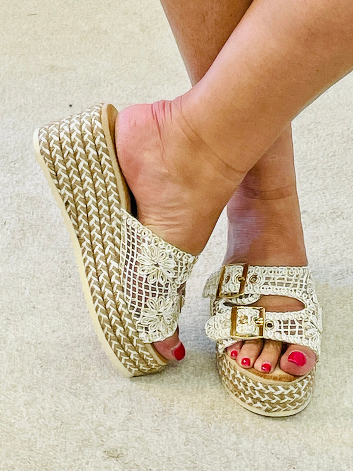 LADIES WHITE CROCHET SUMMER WEDGE FLATFORM SANDALS SHOES
