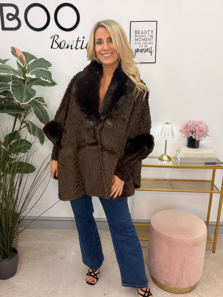 The EMILY luxe faux fur cape - 5 colours