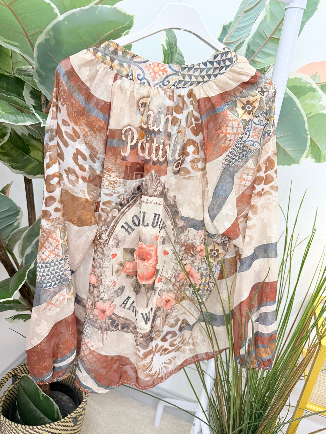 The PERRI blouse - 2 colours