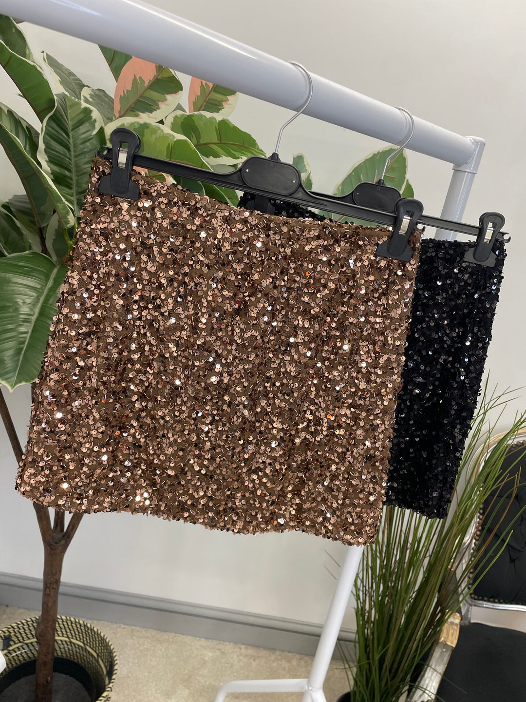 LADIES SEQUIN MINI SKIRT - BROWN & BLACK