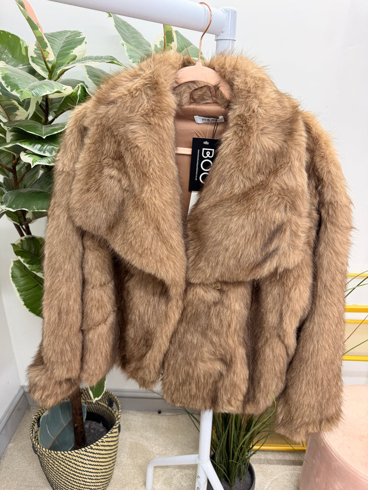 The GIGI luxe faux fur jacket - 3 colours