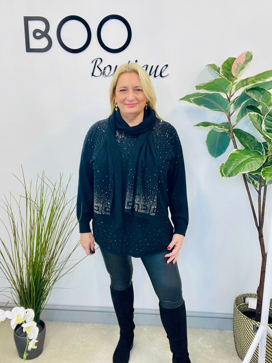 LADIES BLACK SPARKLY JUMPER & SCARF SET