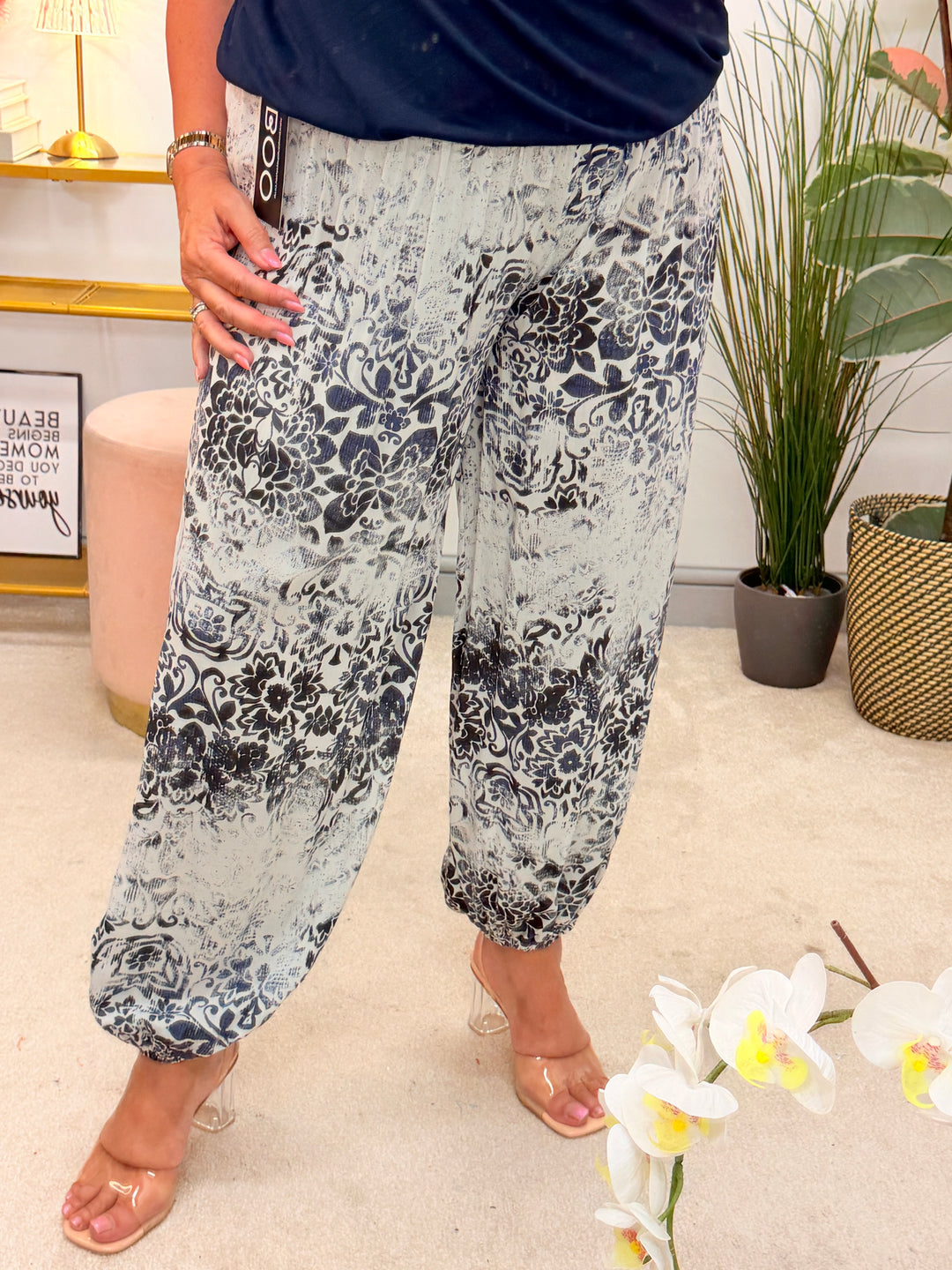 The QUEEN trousers - 4 colours