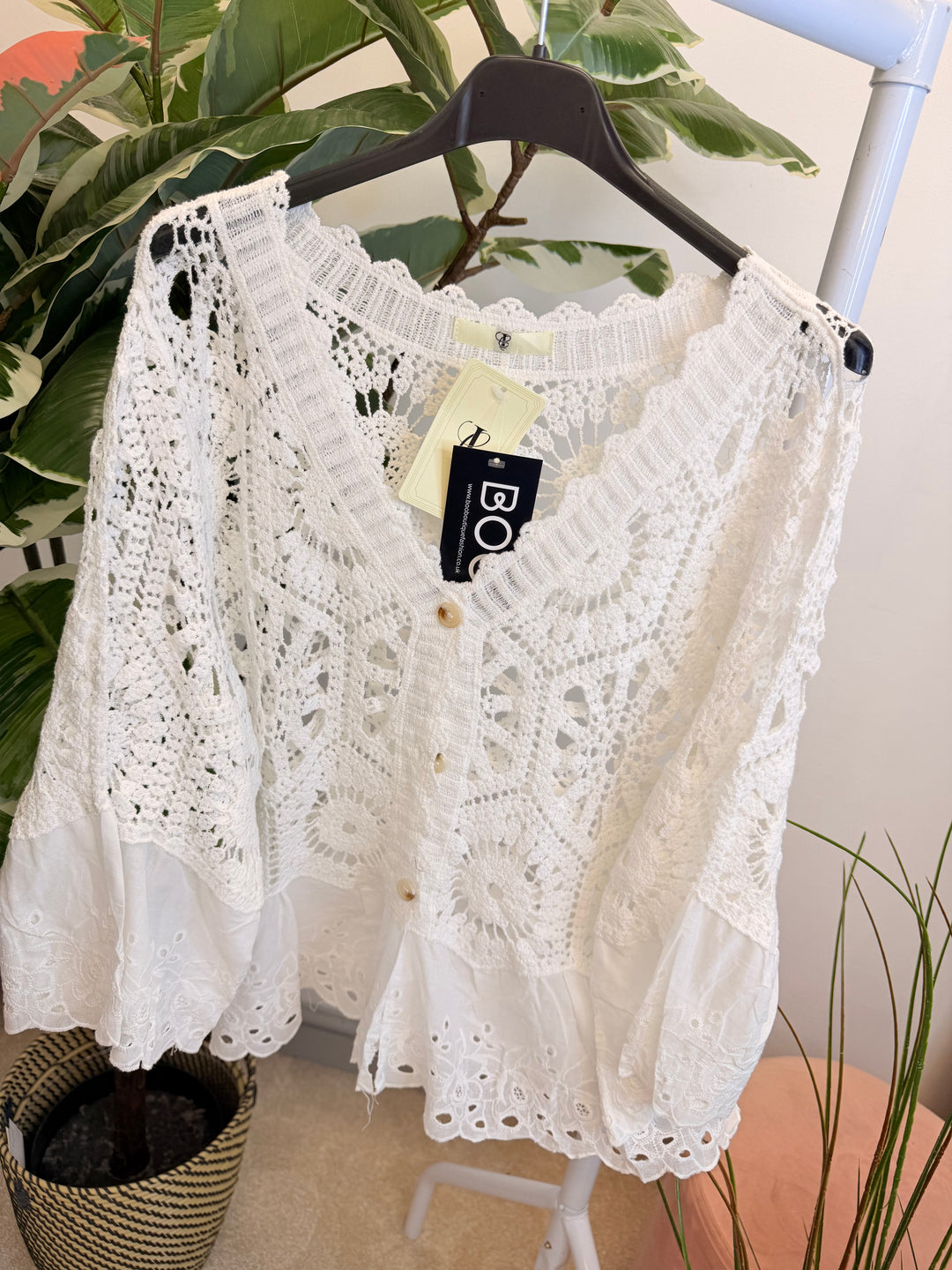 Ladies Broderie Anglaise & Lace Bolero Cardigan - White, Blue & Brown