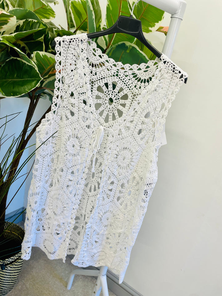LADIES WOMENS CROCHET SLEEVELESS CARDIGAN - BLACK, WHITE, BEIGE