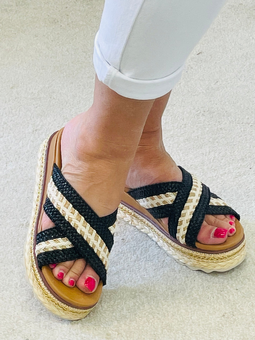 LADIES BLACK WOVEN SUMMER HOLIDAY FLATFORM SLIDER SANDALS 
