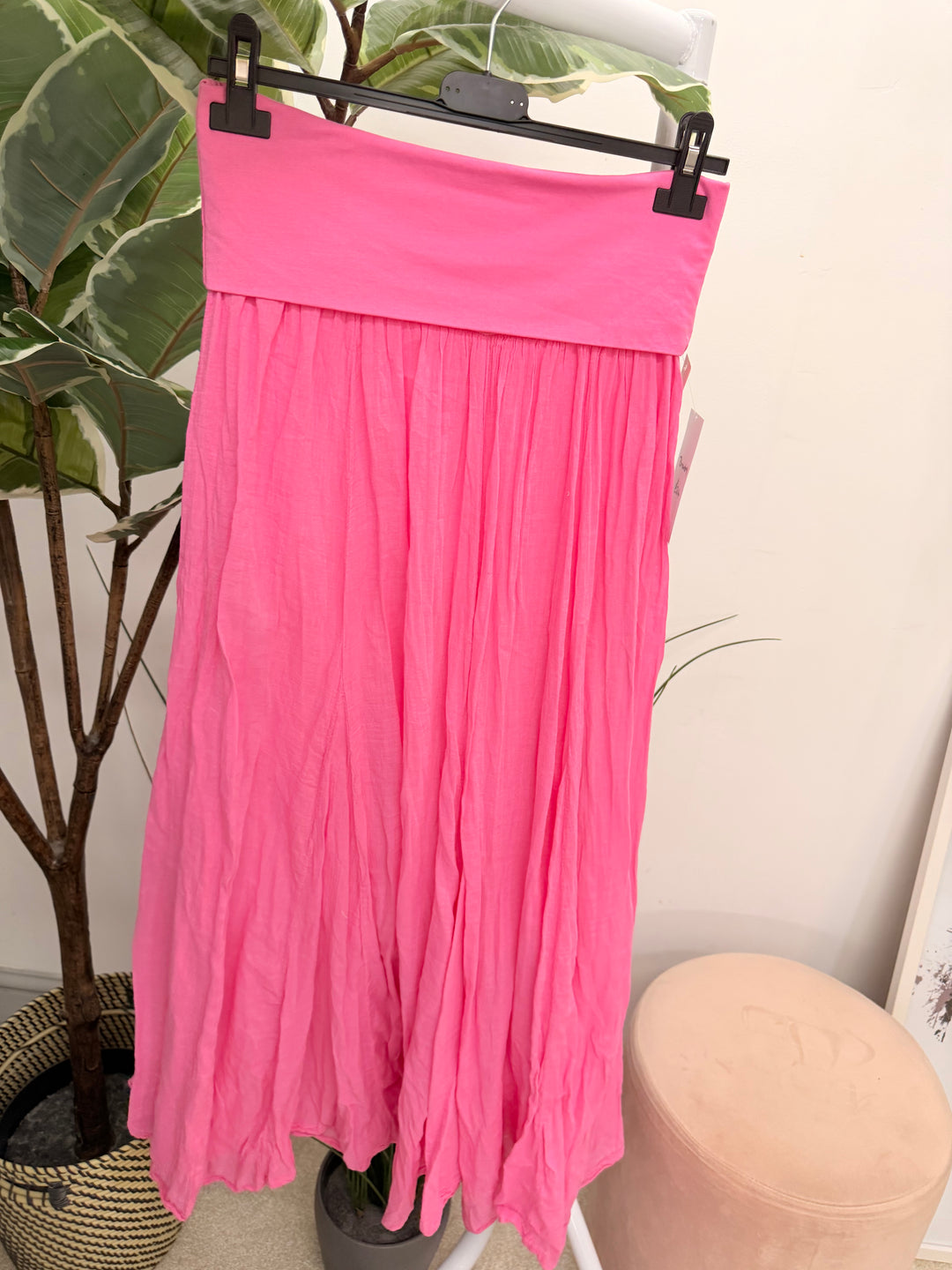 Ladies Fashion Crinkle Boho Maxi Skirt - Brown, White, Pink & Blue