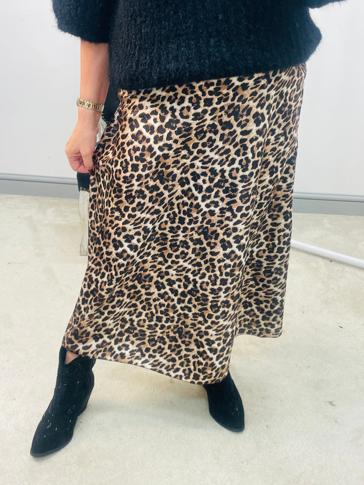 LADIES LEOPARD PRINT SATIN MAXI SKIRT