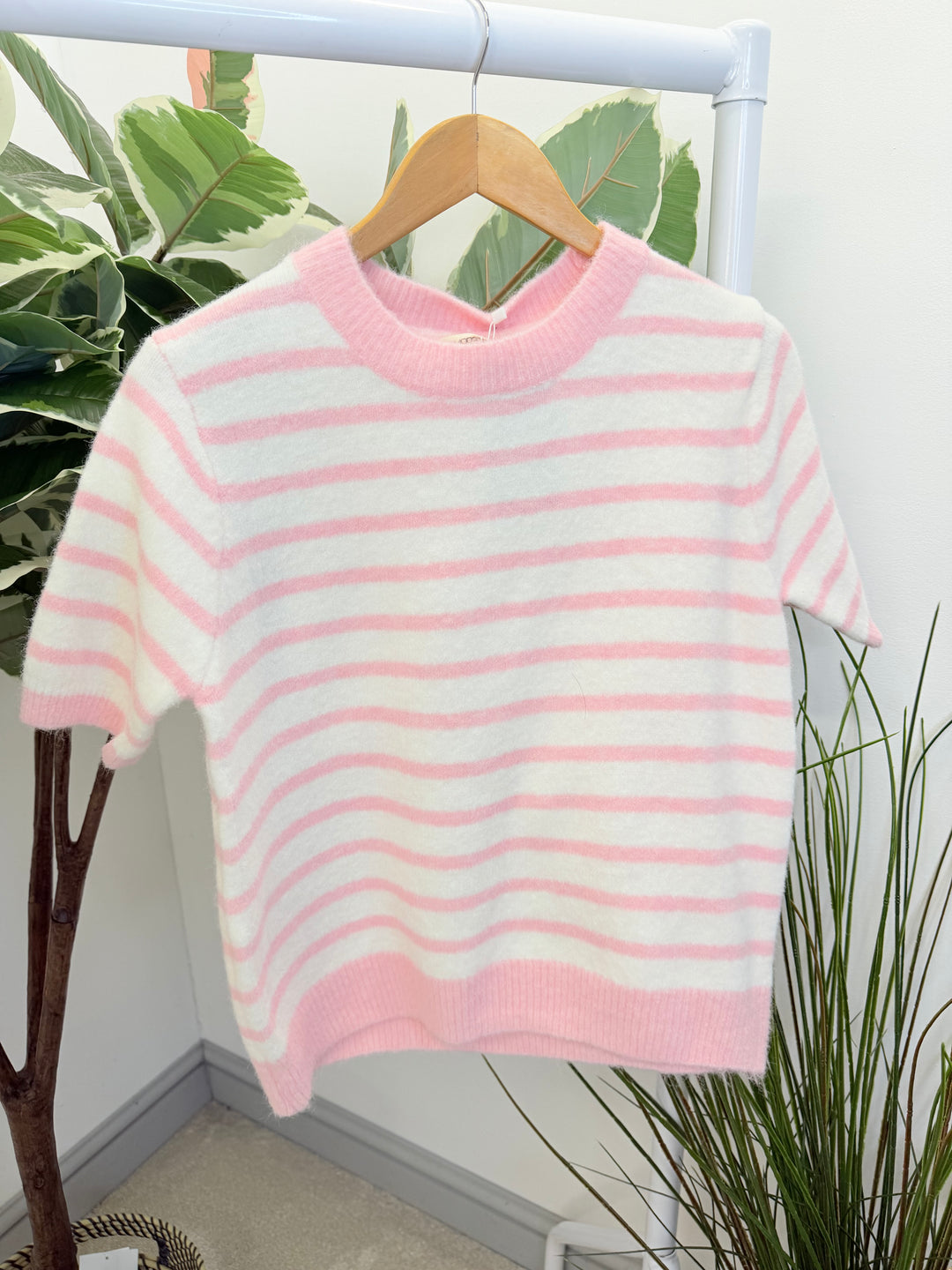 LADIES CREAM STRIPED SHORT SLEEVE JUMPER - PINK, BLUE & BEIGE